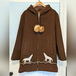 Superb Wool Inuit Parka with polar bears - L/XL
